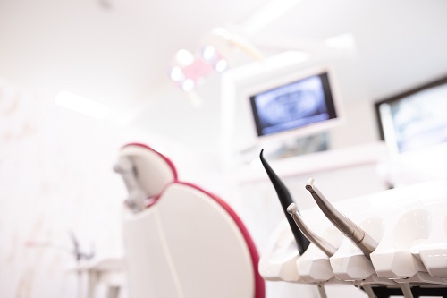 日本矯正歯科学会 認定医による専門的な矯正治療